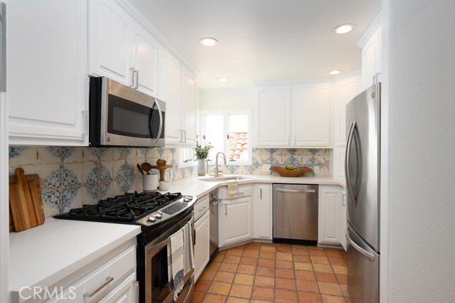 421 Highland Avenue, Manhattan Beach, California 90266, 3 Bedrooms Bedrooms, ,3 BathroomsBathrooms,Residential,Sold,Highland,SB20082553