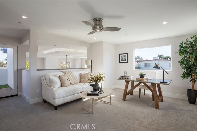 1729 Harriman Lane, Redondo Beach, California 90278, 4 Bedrooms Bedrooms, ,3 BathroomsBathrooms,Residential,Sold,Harriman,SB19259591