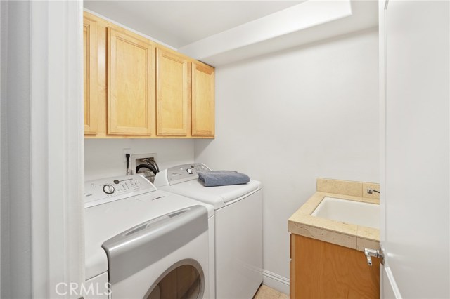 Lower level laundry room. Washer/dryer included!