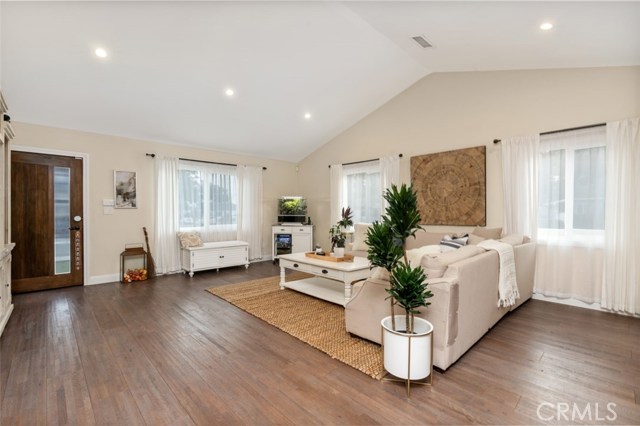 2501 Armour Lane, Redondo Beach, California 90278, 4 Bedrooms Bedrooms, ,2 BathroomsBathrooms,Residential,Sold,Armour,SB20201847