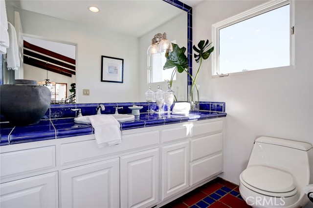 607 Gould Terrace, Hermosa Beach, California 90254, 3 Bedrooms Bedrooms, ,3 BathroomsBathrooms,Residential,Sold,Gould,SB21042448