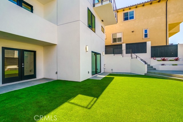 521 Helberta Avenue, Redondo Beach, California 90277, 4 Bedrooms Bedrooms, ,3 BathroomsBathrooms,Residential,Sold,Helberta,SB19088015