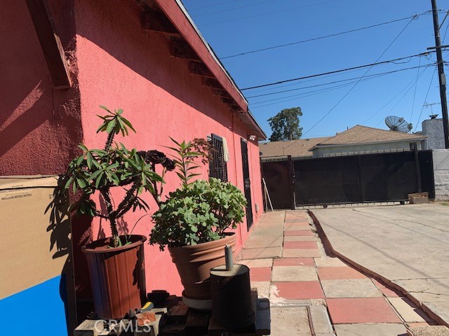 3 Bed Home for Sale in Compton, California