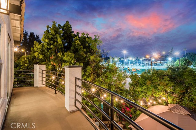 Enjoy Polliwog park like it was in your back yard. The evening view from the master bedroom is beautiful