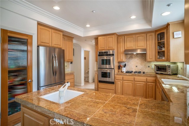 1909 Plant Avenue, Redondo Beach, California 90278, 4 Bedrooms Bedrooms, ,2 BathroomsBathrooms,Residential,Sold,Plant,SB19198683