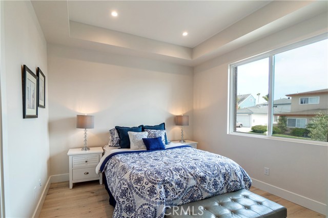 Downstairs Jack and Jill Bedroom #1