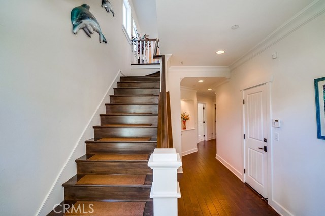 105 S Prospect Avenue, Redondo Beach, California 90277, 4 Bedrooms Bedrooms, ,2 BathroomsBathrooms,Residential,Sold,S Prospect,SB18121161