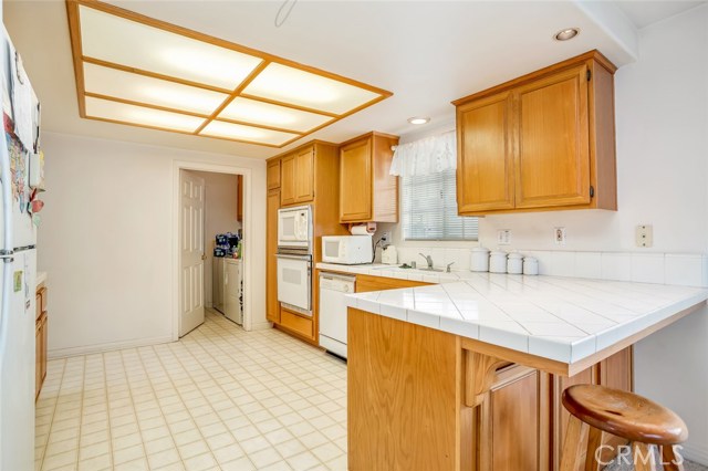 2106 Nelson Avenue, Redondo Beach, California 90278, 4 Bedrooms Bedrooms, ,2 BathroomsBathrooms,Residential,Sold,Nelson,CV18223640