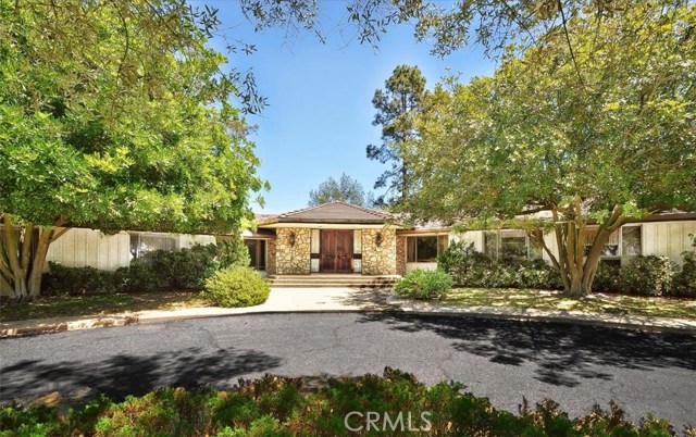 16 Crest Road, Rolling Hills, California 90274, 6 Bedrooms Bedrooms, ,2 BathroomsBathrooms,Residential,Sold,Crest,PV18029670