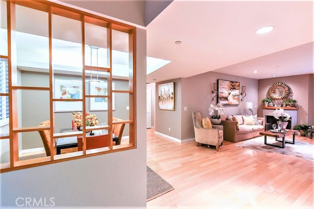 2 Bed Home for Sale in Los Angeles, California