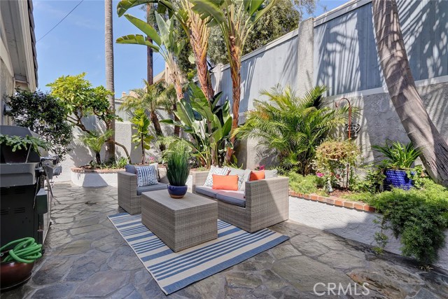 1204 Green Lane, Redondo Beach, California 90278, 4 Bedrooms Bedrooms, ,2 BathroomsBathrooms,Residential,Sold,Green,SB19075291