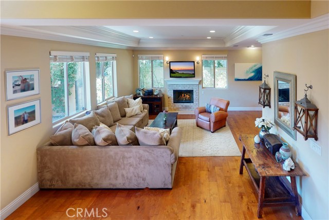 2403 Gates Avenue, Redondo Beach, California 90278, 4 Bedrooms Bedrooms, ,3 BathroomsBathrooms,Residential,Sold,Gates,SB20180622