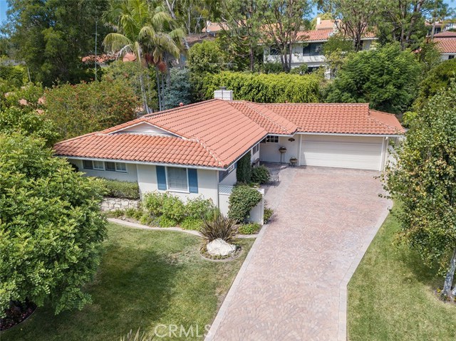 2233 Via Fernandez, Palos Verdes Estates, California 90274, 3 Bedrooms Bedrooms, ,1 BathroomBathrooms,Residential,Sold,Via Fernandez,SB17187137