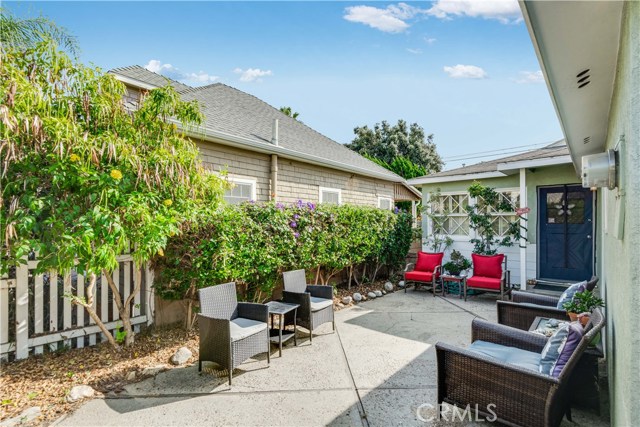 428 28th Street, Hermosa Beach, California 90254, 2 Bedrooms Bedrooms, ,1 BathroomBathrooms,Residential,Sold,28th,SB19275440