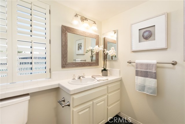 Second Level - Full Bath