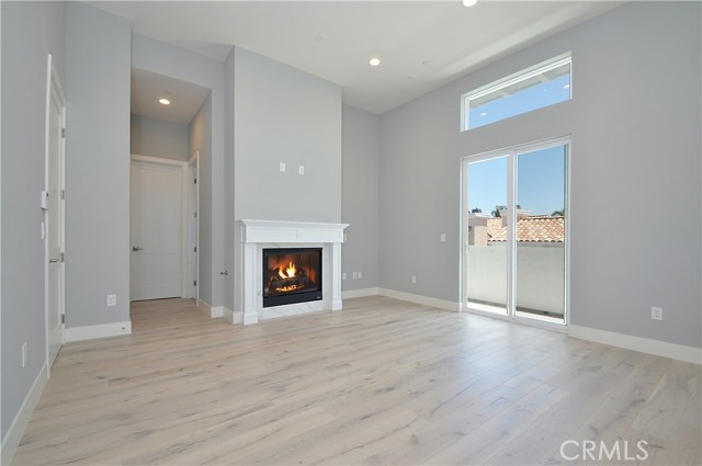 118 Irena Avenue, Redondo Beach, California 90277, 3 Bedrooms Bedrooms, ,3 BathroomsBathrooms,Residential,Sold,Irena,SB18141589