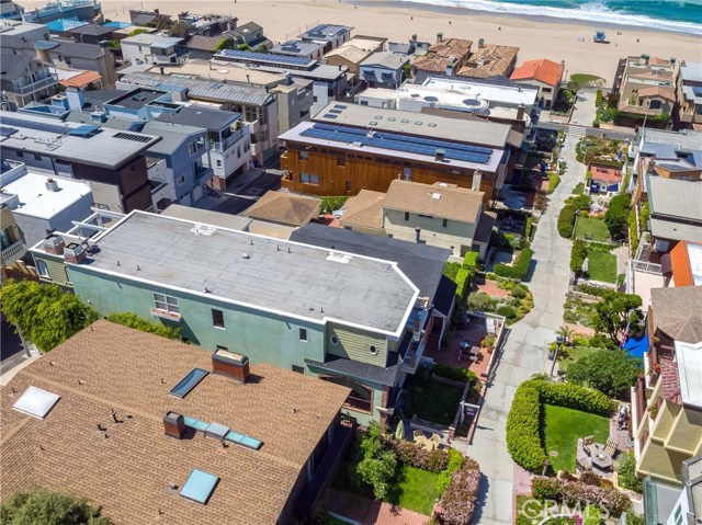 212 18th Street, Manhattan Beach, California 90266, 5 Bedrooms Bedrooms, ,2 BathroomsBathrooms,Residential,Sold,18th,SB19003217