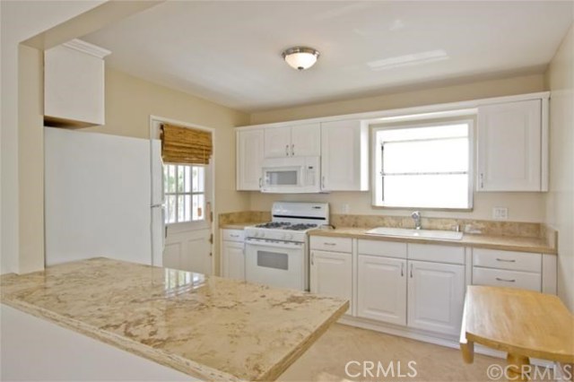 508 Francisca Avenue, Redondo Beach, California 90277, ,Residential Income,Sold,Francisca,PV19076854