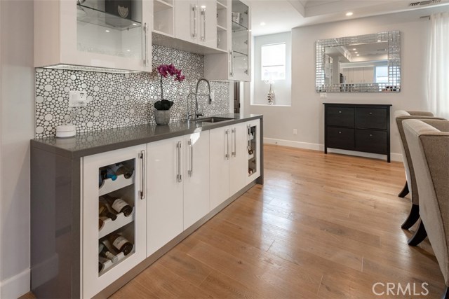 2019 Farrell Avenue, Redondo Beach, California 90278, 4 Bedrooms Bedrooms, ,3 BathroomsBathrooms,Residential,Sold,Farrell,PV18280425