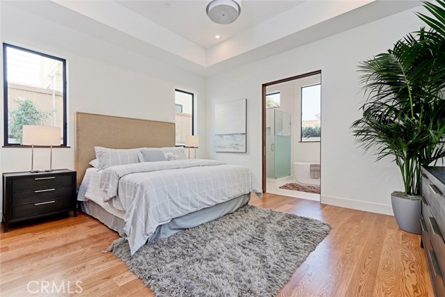 1154 6th Street, Hermosa Beach, California 90254, 4 Bedrooms Bedrooms, ,5 BathroomsBathrooms,Residential,Sold,6th,SB19225837