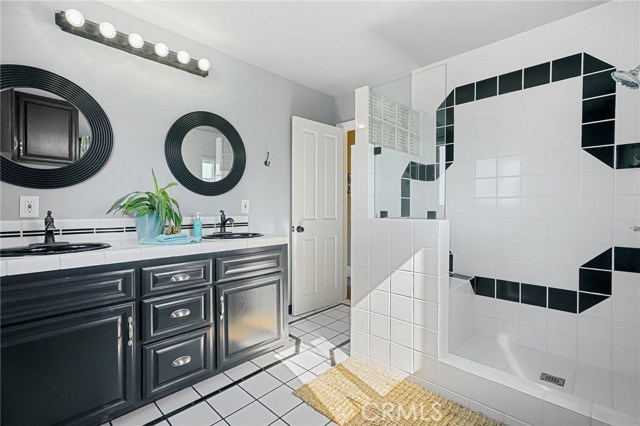 528 Garnet Street, Redondo Beach, California 90277, 4 Bedrooms Bedrooms, ,1 BathroomBathrooms,Residential,Sold,Garnet,PV19254861