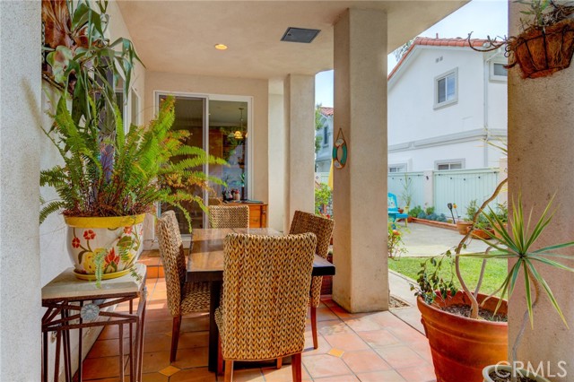 1303 Rindge Lane, Redondo Beach, California 90278, 4 Bedrooms Bedrooms, ,3 BathroomsBathrooms,Residential,Sold,Rindge,SB21073831