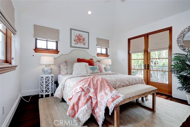 2615 Laurel Avenue, Manhattan Beach, California 90266, 5 Bedrooms Bedrooms, ,3 BathroomsBathrooms,Residential,Sold,Laurel,SB20122335