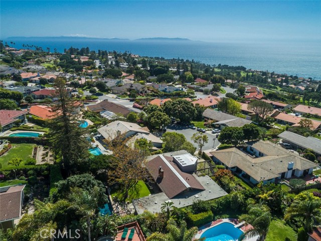 30026 Avenida Celestial, Rancho Palos Verdes, California 90275, 4 Bedrooms Bedrooms, ,2 BathroomsBathrooms,Residential,Sold,Avenida Celestial,PV17060549