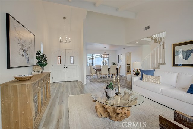 2215 Huntington Lane, Redondo Beach, California 90278, 3 Bedrooms Bedrooms, ,2 BathroomsBathrooms,Residential,Sold,Huntington,PW21010737