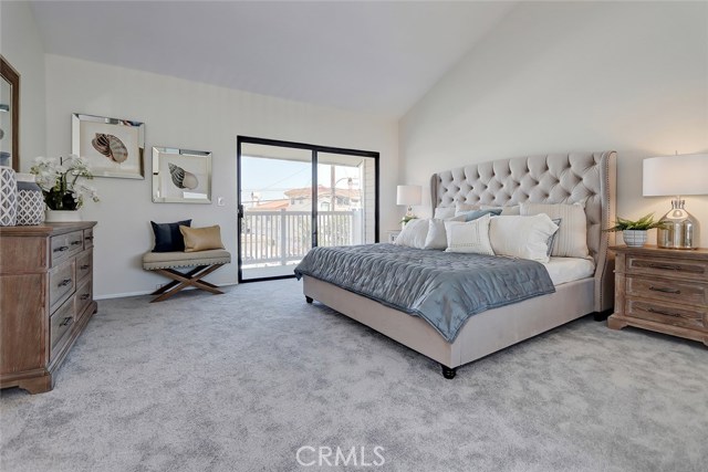 1916 Rockefeller Lane, Redondo Beach, California 90278, 3 Bedrooms Bedrooms, ,2 BathroomsBathrooms,Residential,Sold,Rockefeller,SB20073261