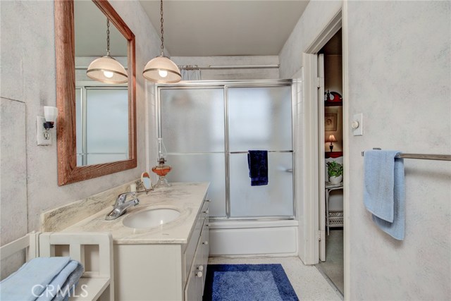 2600 Flournoy Road, Manhattan Beach, California 90266, 4 Bedrooms Bedrooms, ,3 BathroomsBathrooms,Residential,Sold,Flournoy,SB20013855