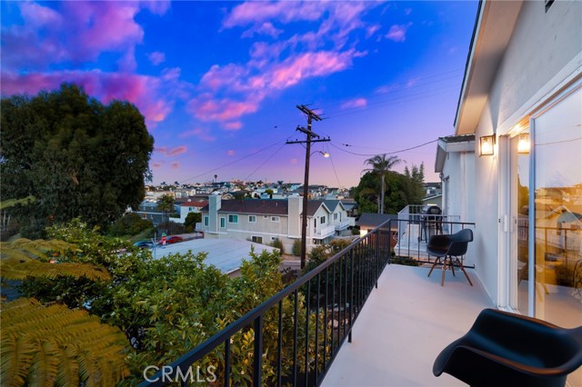 1802 Stanford Avenue, Redondo Beach, California 90278, 4 Bedrooms Bedrooms, ,2 BathroomsBathrooms,Residential,Sold,Stanford,IV21062819