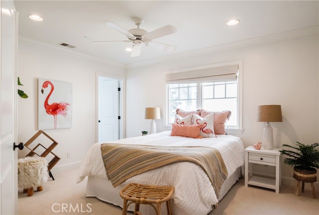 653 36th Street, Manhattan Beach, California 90266, 5 Bedrooms Bedrooms, ,5 BathroomsBathrooms,Residential,Sold,36th,SB21097306