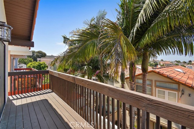 1627 Carlson Lane, Redondo Beach, California 90278, 3 Bedrooms Bedrooms, ,2 BathroomsBathrooms,Residential,Sold,Carlson,SB19160079