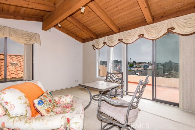 1705 Ford Avenue, Redondo Beach, California 90278, 3 Bedrooms Bedrooms, ,1 BathroomBathrooms,Residential,Sold,Ford,SB19180751