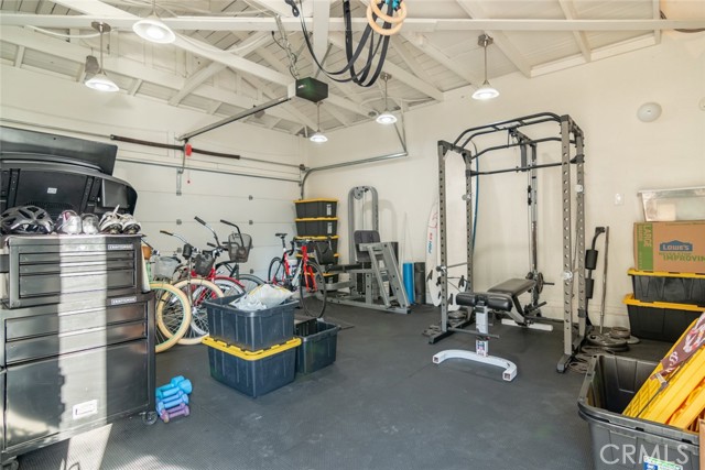 706 Serpentine Street, Redondo Beach, California 90277, 4 Bedrooms Bedrooms, ,2 BathroomsBathrooms,Residential,Sold,Serpentine,SB21039323