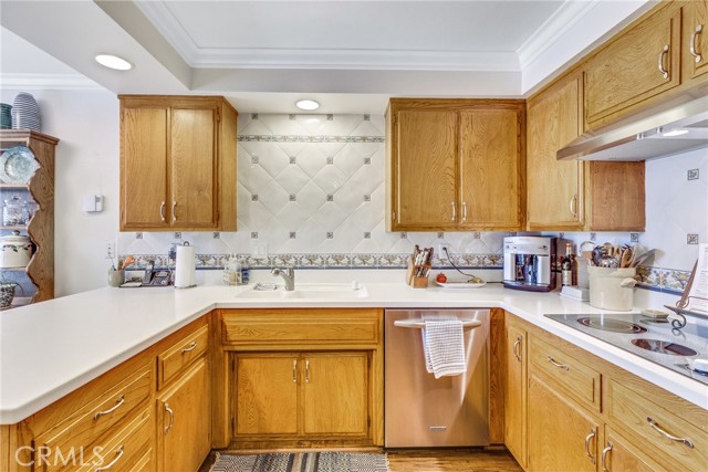 25 Via Granada, Rolling Hills Estates, California 90274, 3 Bedrooms Bedrooms, ,2 BathroomsBathrooms,Residential,Sold,Via Granada,TR21114102