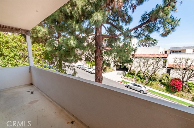 5630 Ravenspur Drive, Rancho Palos Verdes, California 90275, 3 Bedrooms Bedrooms, ,3 BathroomsBathrooms,Residential,Sold,Ravenspur,PV21075304