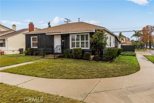 1813 Lynngrove Drive, Manhattan Beach, California 90266, 2 Bedrooms Bedrooms, ,Residential,Sold,Lynngrove,SB18291838