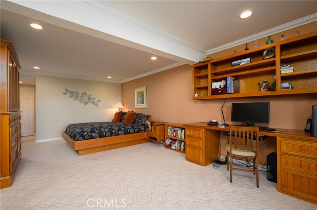 15 Oaktree Lane, Rolling Hills Estates, California 90274, 3 Bedrooms Bedrooms, ,1 BathroomBathrooms,Residential,Sold,Oaktree,PV19262443