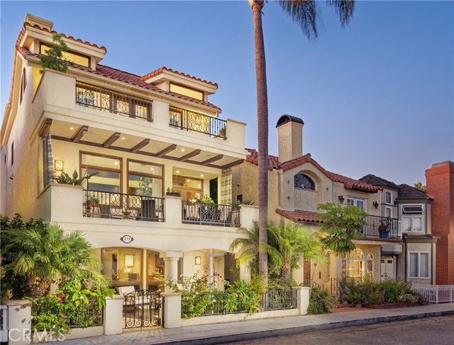 Photo of 159 Angelo Walk, Long Beach, CA 90803