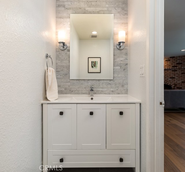 2016 Vanderbilt Lane, Redondo Beach, California 90278, 2 Bedrooms Bedrooms, ,2 BathroomsBathrooms,Residential,Sold,Vanderbilt,SB19062671