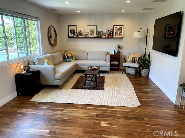 2001 Plant Avenue, Redondo Beach, California 90278, 3 Bedrooms Bedrooms, ,2 BathroomsBathrooms,Residential,Sold,Plant,SB20102366