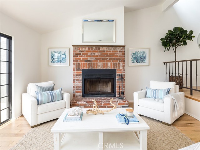 2019 Carnegie Lane, Redondo Beach, California 90278, 3 Bedrooms Bedrooms, ,2 BathroomsBathrooms,Residential,Sold,Carnegie,SB21055220