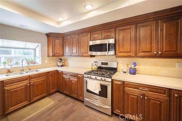2421 Vanderbilt Lane, Redondo Beach, California 90278, 3 Bedrooms Bedrooms, ,2 BathroomsBathrooms,Residential,Sold,Vanderbilt,SB19137556