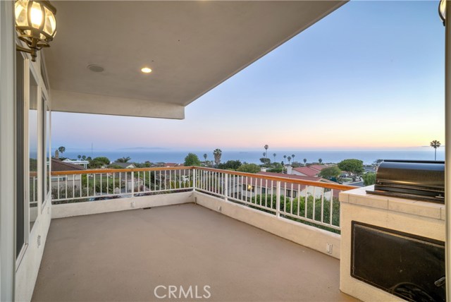 30045 Via Borica, Rancho Palos Verdes, California 90275, 5 Bedrooms Bedrooms, ,2 BathroomsBathrooms,Residential,Sold,Via Borica,SB20182938