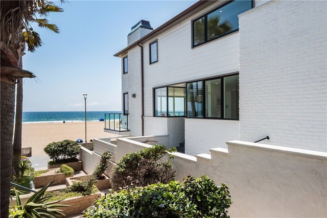 3330 The Strand, Hermosa Beach, California 90254, 5 Bedrooms Bedrooms, ,5 BathroomsBathrooms,Residential,Sold,The Strand,SB18221247