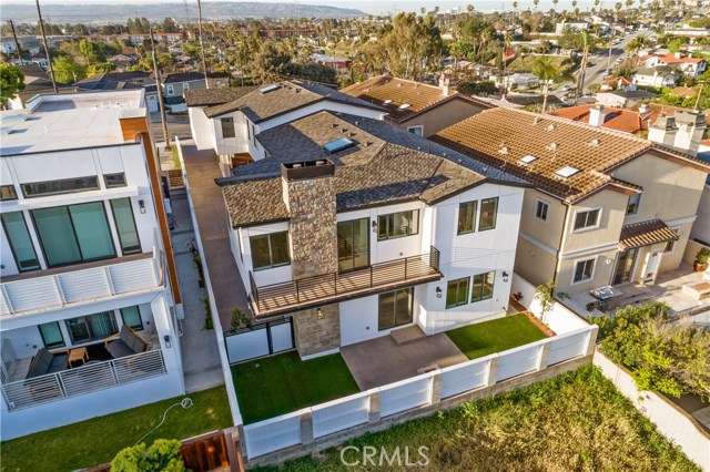 2213 Speyer Lane, Redondo Beach, California 90278, 4 Bedrooms Bedrooms, ,3 BathroomsBathrooms,Residential,Sold,Speyer,SB18086074