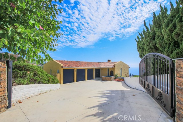 7229 Crest Rd, Rancho Palos Verdes, California 90275, 3 Bedrooms Bedrooms, ,3 BathroomsBathrooms,Residential,Sold,Crest Rd,WS17210556