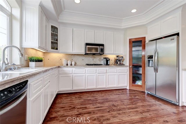 2207 Perkins Lane, Redondo Beach, California 90278, 3 Bedrooms Bedrooms, ,2 BathroomsBathrooms,Residential,Sold,Perkins,SB21094545